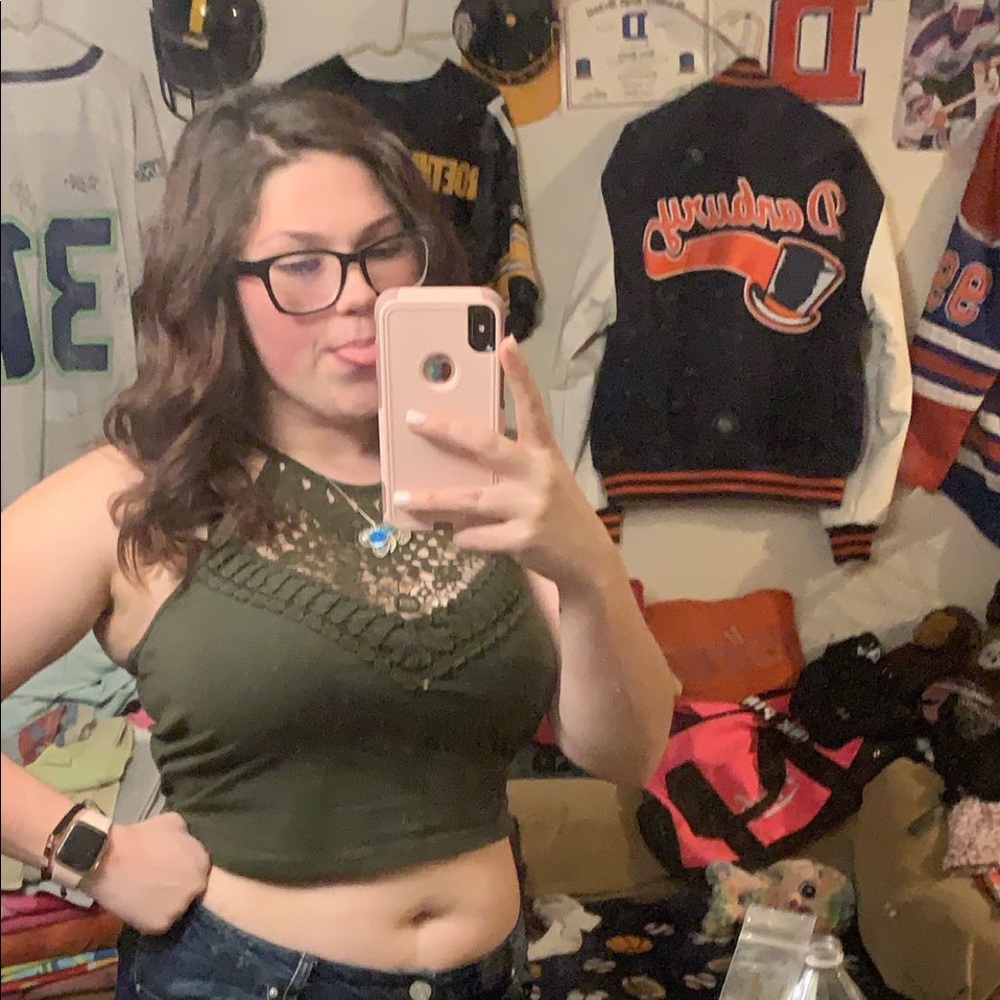 Green& White crop top